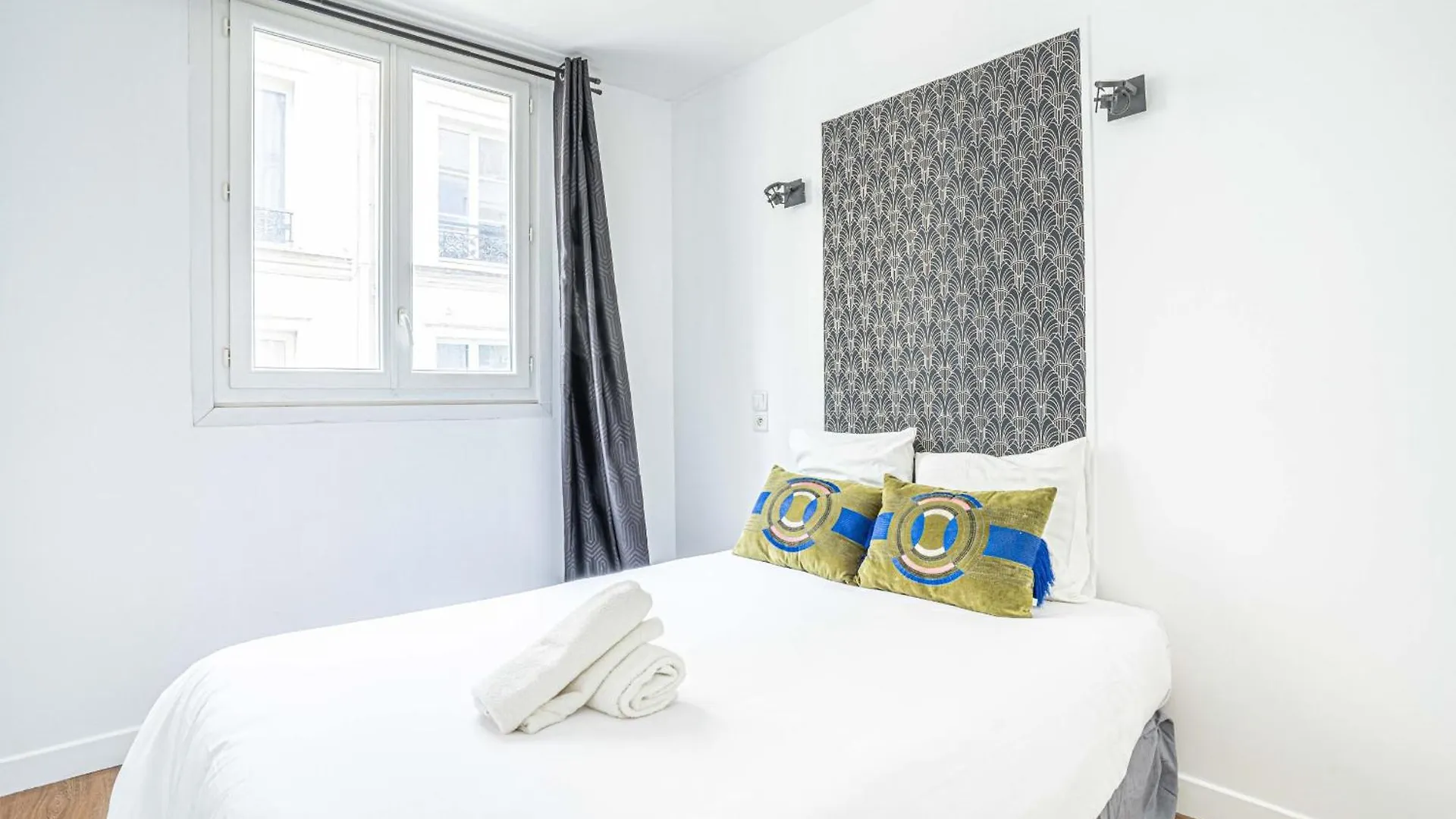 Urban Flat 18 - 2 Bedrooms Flat In Central Paris