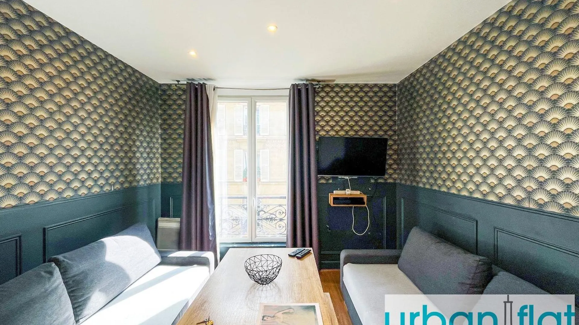 Urban Flat 18 - 2 Bedrooms Flat In Central Paris
